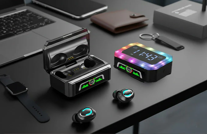 Wireless Bluetooth Earbuds with Powerbank Case and Display Clock - Image 4